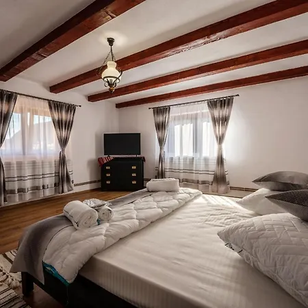 Casa Brutarului * Crit